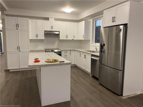 Upper-24 Oakdale Avenue, St. Catharines, ON - Indoor Photo Showing Kitchen