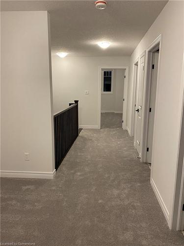 Upper-24 Oakdale Avenue, St. Catharines, ON - Indoor Photo Showing Other Room