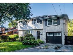 58 Hillcrest Avenue  Hamilton, ON L8P 2W9