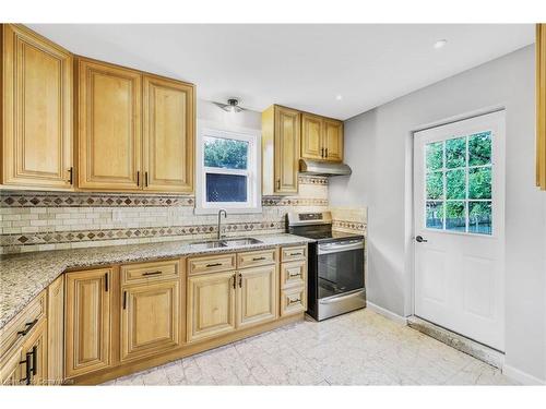 149 Weir Street N, Hamilton, ON - Indoor Photo Showing Kitchen With Double Sink