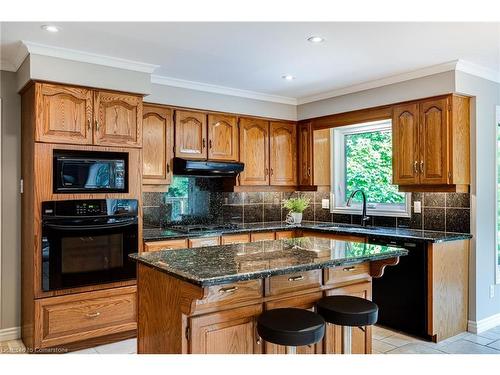 2313 Homer Drive, Burlington, ON - Indoor Photo Showing Kitchen