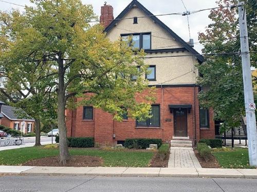 3-195 Charlton Avenue W, Hamilton, ON - Outdoor