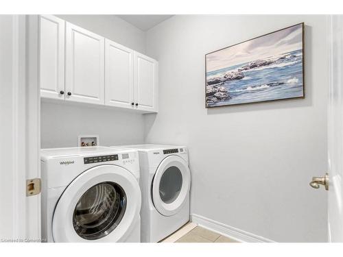 142 Settlers Road East Road E, Oakville, ON - Indoor Photo Showing Laundry Room