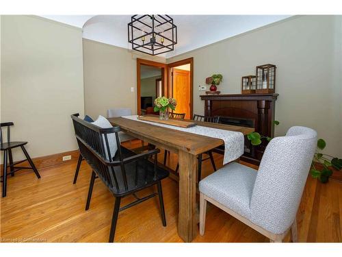 1 Nelles Boulevard, Grimsby, ON - Indoor Photo Showing Dining Room