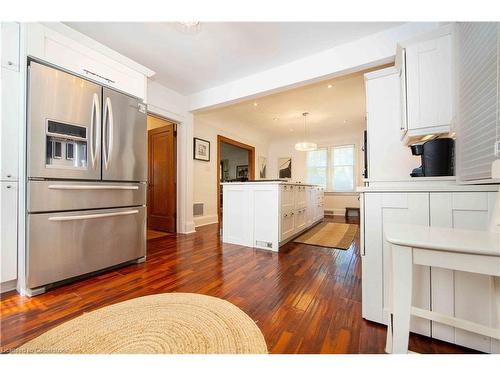 1 Nelles Boulevard, Grimsby, ON - Indoor Photo Showing Kitchen