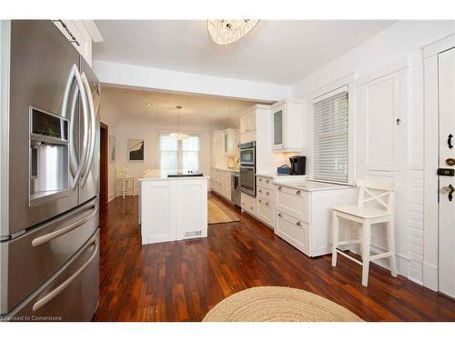 1 Nelles Boulevard, Grimsby, ON - Indoor Photo Showing Kitchen