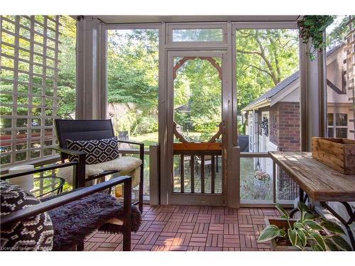 1 Nelles Boulevard, Grimsby, ON - Indoor Photo Showing Other Room