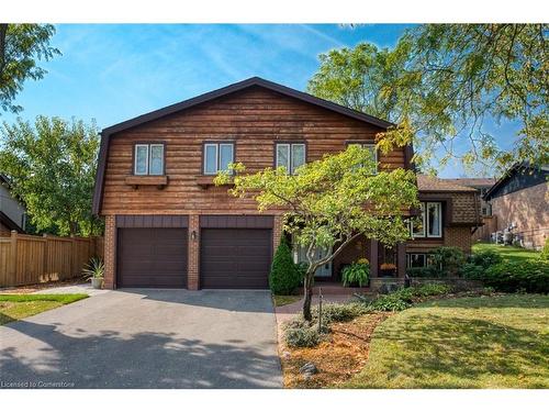 2260 Mansfield Drive, Burlington, ON - Outdoor