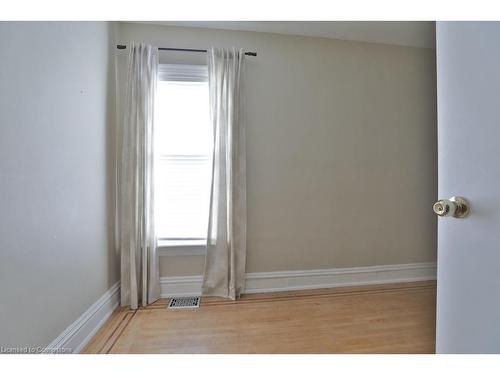 456 King William Street, Hamilton, ON - Indoor Photo Showing Other Room