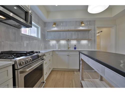 456 King William Street, Hamilton, ON - Indoor Photo Showing Kitchen With Upgraded Kitchen