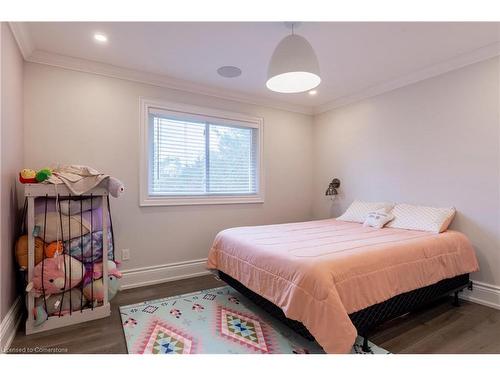 1506 6Th Concession Rd W, Flamborough, ON - Indoor Photo Showing Bedroom