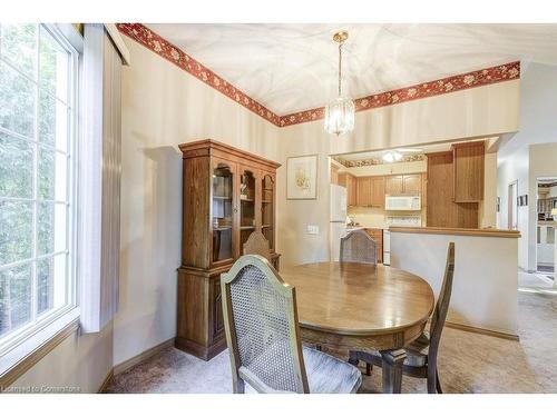 192 Silverbirch Boulevard, Mount Hope, ON - Indoor Photo Showing Dining Room