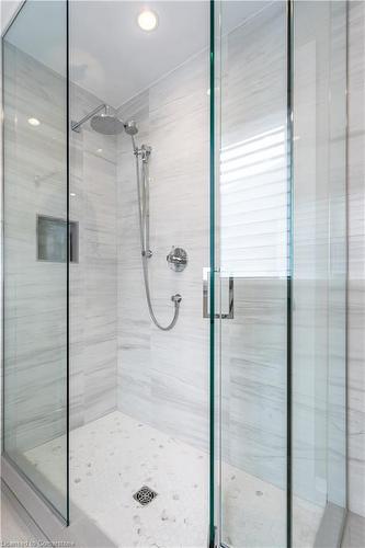 4186 Arbourfield Drive, Burlington, ON - Indoor Photo Showing Bathroom