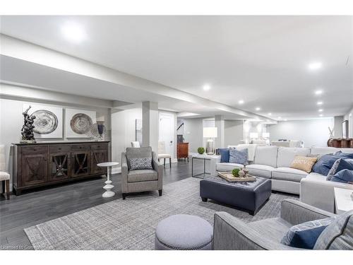 4186 Arbourfield Drive, Burlington, ON - Indoor Photo Showing Living Room