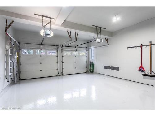 4186 Arbourfield Drive, Burlington, ON - Indoor Photo Showing Garage