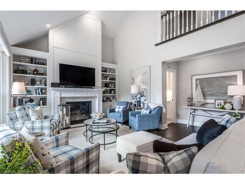 4186 Arbourfield Drive, Burlington, ON - Indoor Photo Showing Living Room With Fireplace