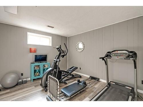 1939 Kerns Road, Burlington, ON - Indoor Photo Showing Gym Room