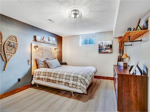 65 Dunrobin Drive, Caledonia, ON - Indoor Photo Showing Bedroom