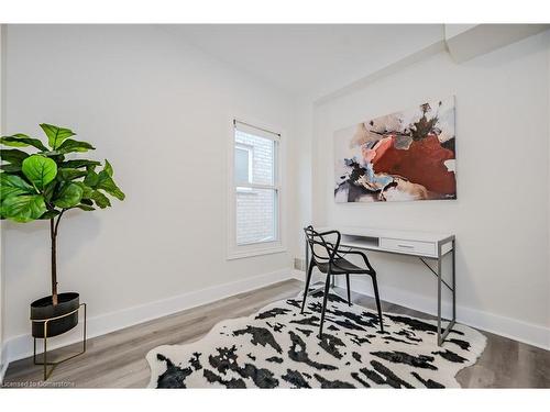 273 Britannia Avenue, Hamilton, ON - Indoor Photo Showing Bedroom