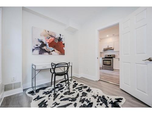 273 Britannia Avenue, Hamilton, ON - Indoor Photo Showing Bedroom