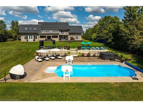 21 Riverside Drive, Cayuga, ON - Outdoor With In Ground Pool With Backyard