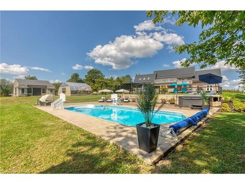 21 Riverside Drive, Cayuga, ON - Outdoor With In Ground Pool