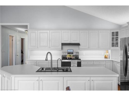 216 Robins Point Road, Victoria Harbour, ON - Indoor Photo Showing Kitchen