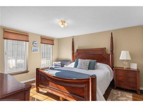 216 Robins Point Road, Victoria Harbour, ON - Indoor Photo Showing Bedroom