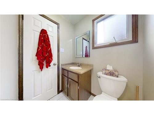 6 Princip Street, Hamilton, ON - Indoor Photo Showing Bathroom