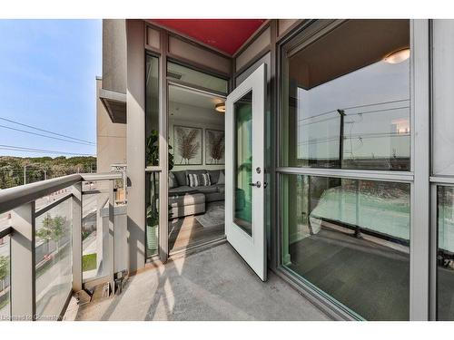 A527-5230 Dundas Street, Burlington, ON - Outdoor With Balcony With Exterior