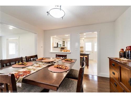 3448 Caplan Crescent, Burlington, ON - Indoor Photo Showing Dining Room