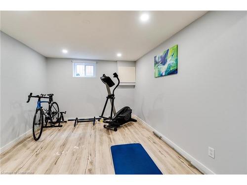 3448 Caplan Crescent, Burlington, ON - Indoor Photo Showing Gym Room