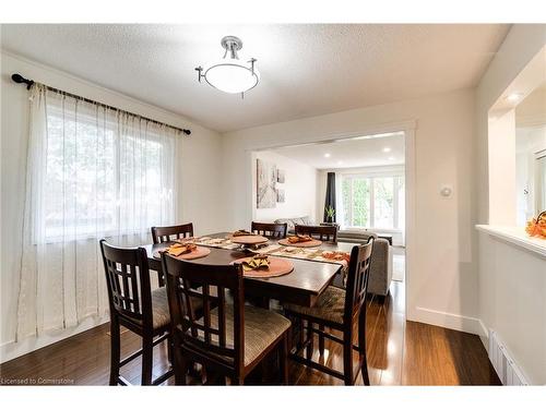 3448 Caplan Crescent, Burlington, ON - Indoor Photo Showing Dining Room