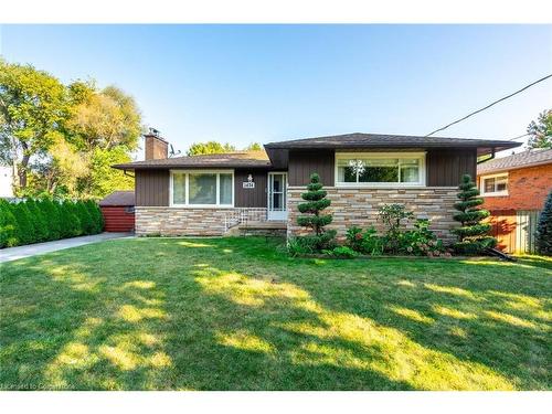 2434 Eileen Drive, Burlington, ON - Outdoor