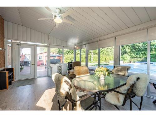 2434 Eileen Drive, Burlington, ON - Indoor Photo Showing Dining Room