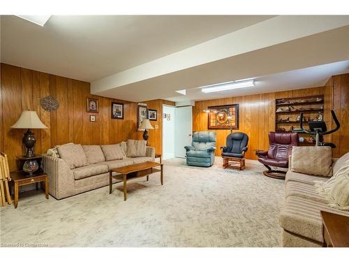 2434 Eileen Drive, Burlington, ON - Indoor Photo Showing Other Room