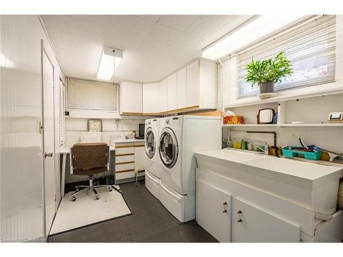 2434 Eileen Drive, Burlington, ON - Indoor Photo Showing Laundry Room