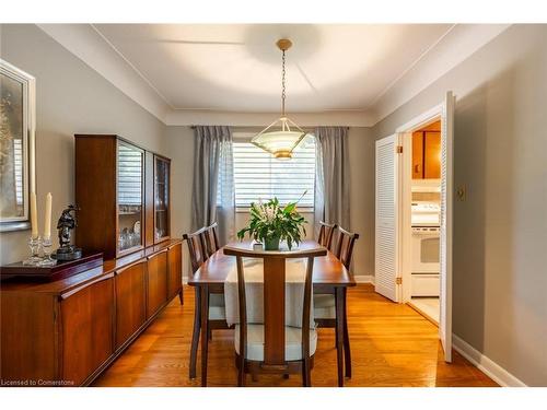 2434 Eileen Drive, Burlington, ON - Indoor Photo Showing Dining Room