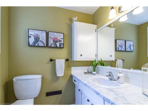 162 Parnell Road, St. Catharines, ON - Indoor Photo Showing Bathroom