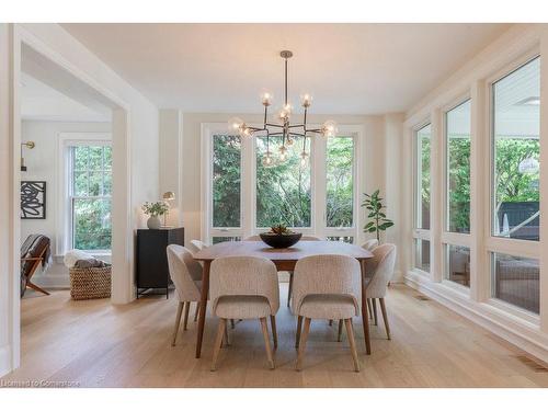 625 Hurd Avenue, Burlington, ON - Indoor Photo Showing Dining Room