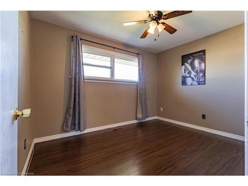 44 Sandalwood Avenue, Hamilton, ON - Indoor Photo Showing Other Room