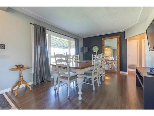 44 Sandalwood Avenue, Hamilton, ON - Indoor Photo Showing Dining Room