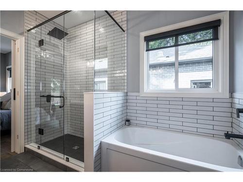 197 Pleasant Avenue N, Ridgeway, ON - Indoor Photo Showing Bathroom