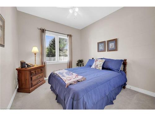 15 Forfar Street W, Caledonia, ON - Indoor Photo Showing Bedroom