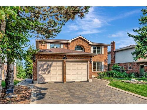 210 Bluebell Crescent, Ancaster, ON - Outdoor With Facade