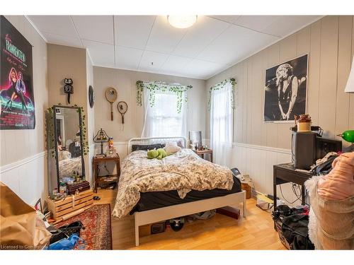 48 Merigold Street, St. Catharines, ON - Indoor Photo Showing Bedroom