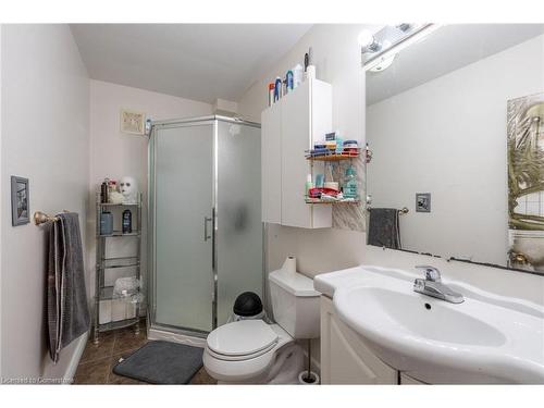 48 Merigold Street, St. Catharines, ON - Indoor Photo Showing Bathroom