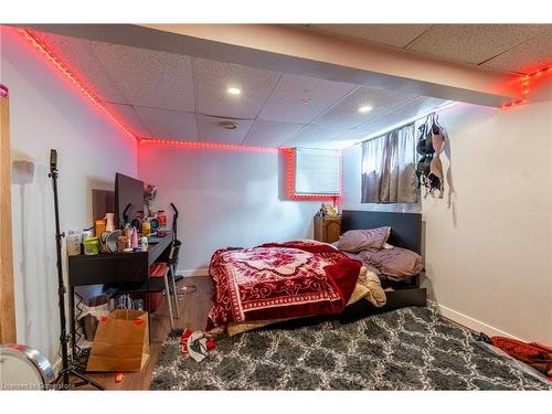 48 Merigold Street, St. Catharines, ON - Indoor Photo Showing Bedroom