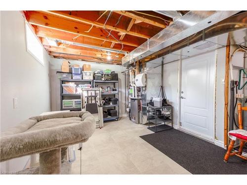 10-202 Lavina Crescent, Hamilton, ON - Indoor Photo Showing Basement