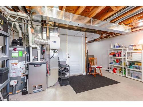 10-202 Lavina Crescent, Hamilton, ON - Indoor Photo Showing Basement